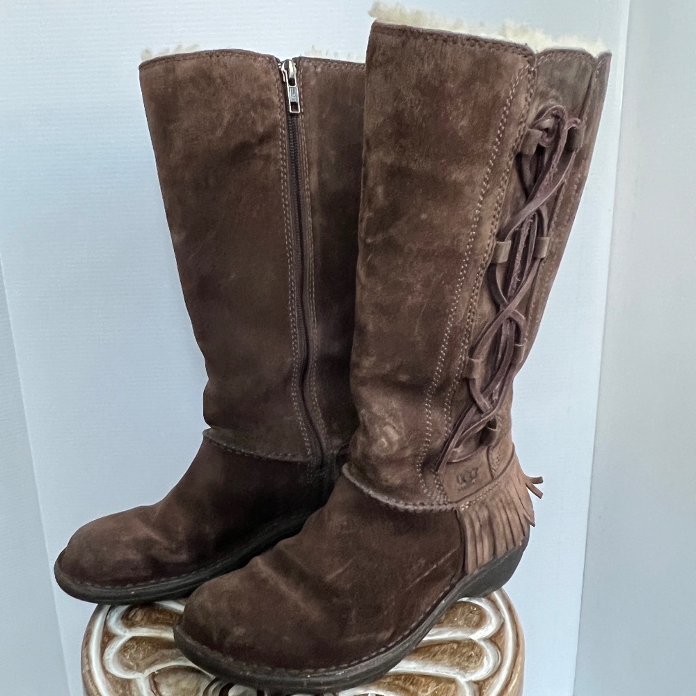 UGG Desoto Brown Suede and Sheepskin Shearling Boot with Fringe 6M